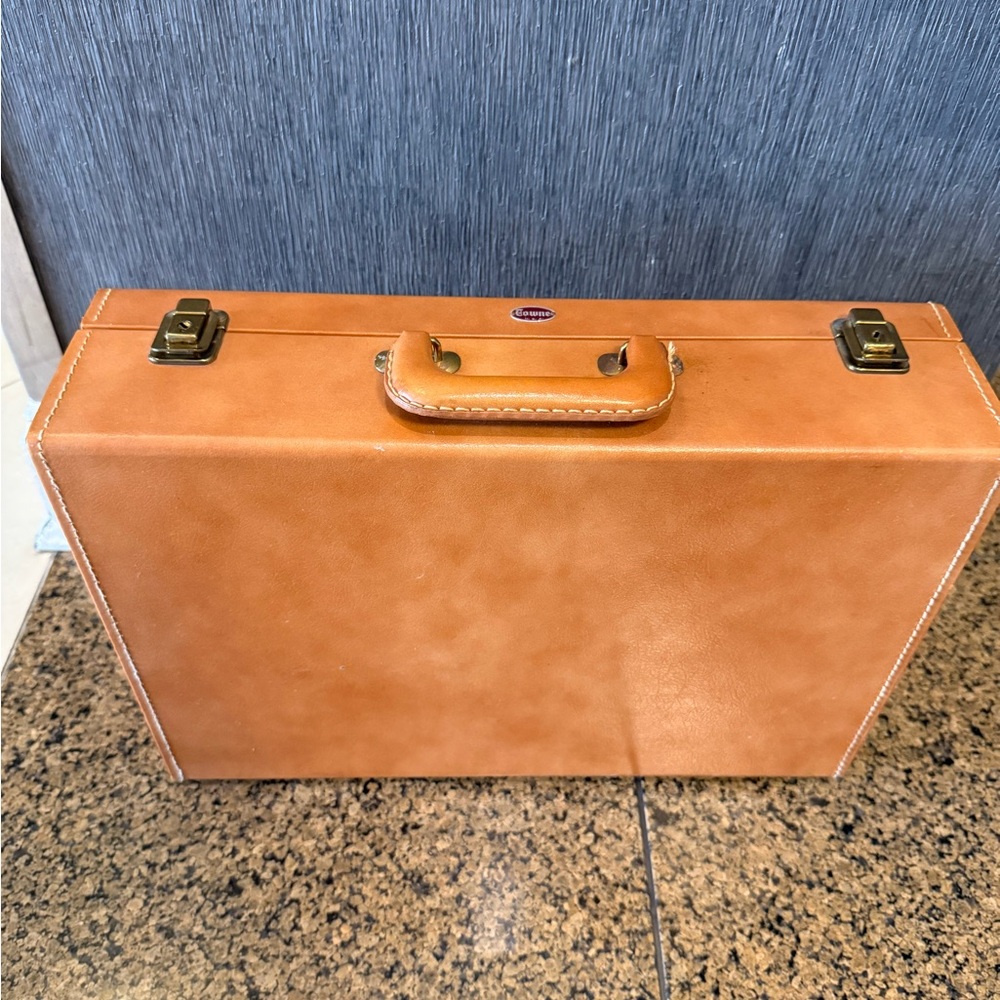 NOS Vintage Towne USA Tan Leather Briefcase with Brass Hardware
